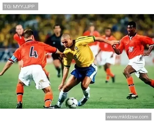 足球明星音乐才华大揭秘精彩唱歌合集全记录